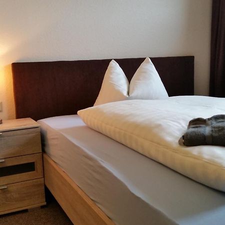 Hotel Deutsches Haus Francop ฮัมบูร์ก ภายนอก รูปภาพ