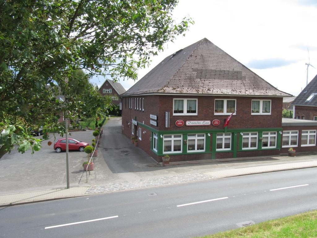 Hotel Deutsches Haus Francop ฮัมบูร์ก ภายนอก รูปภาพ