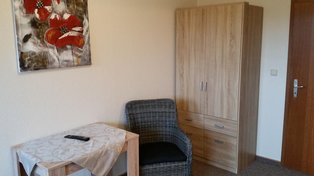 Hotel Deutsches Haus Francop ฮัมบูร์ก ภายนอก รูปภาพ