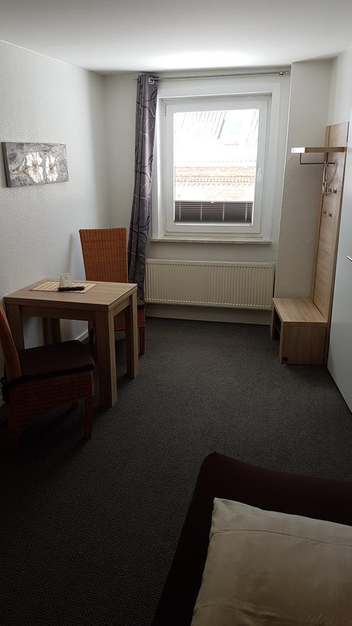 Hotel Deutsches Haus Francop ฮัมบูร์ก ภายนอก รูปภาพ